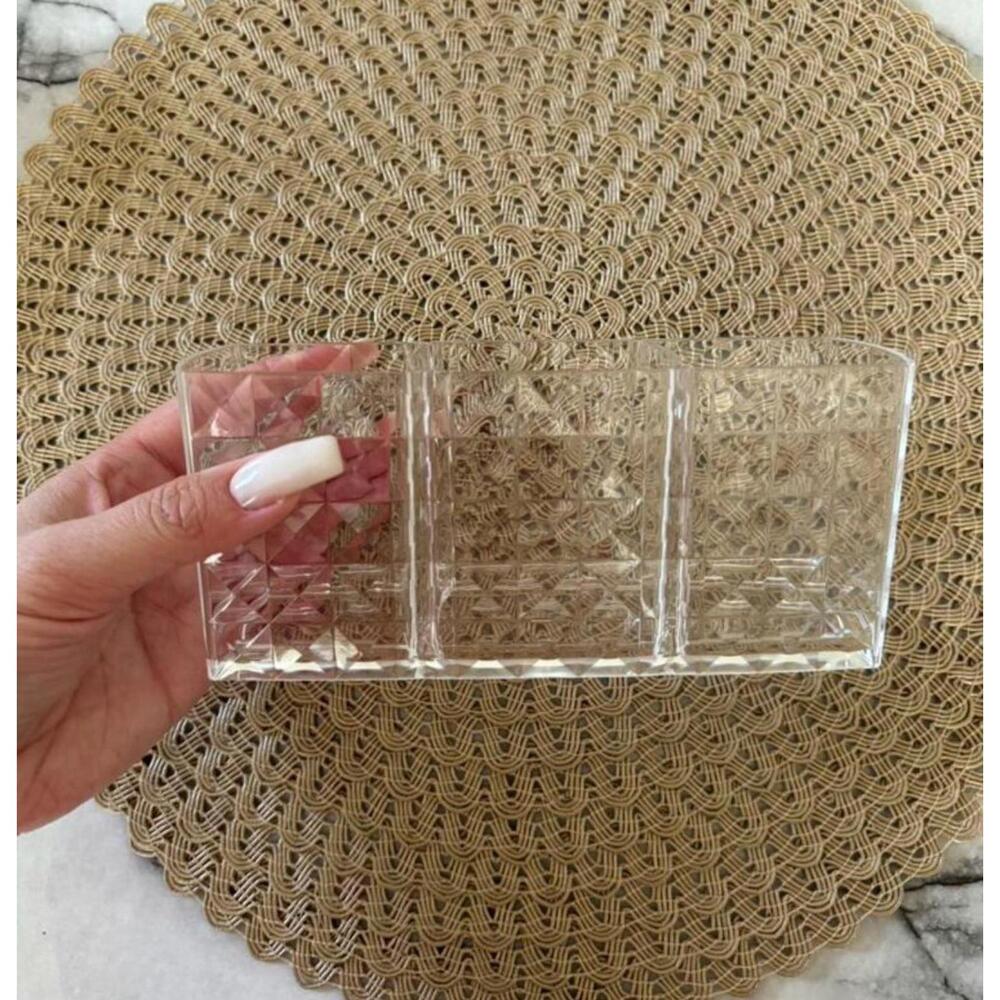 makeup brush holder